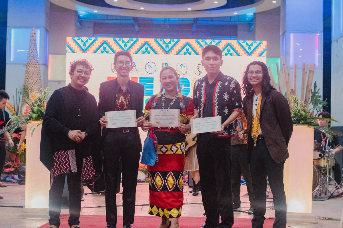 AdDU_ALSO's tweet photo. Thank you for your generosity and support, Sir @jess_montajes and the @AdDUCultArts. We are immensely grateful that you recognized the dedication and hard work of lumad students.

Photo Credit to @hey_SCT https://t.co/XmVKlMDTGg