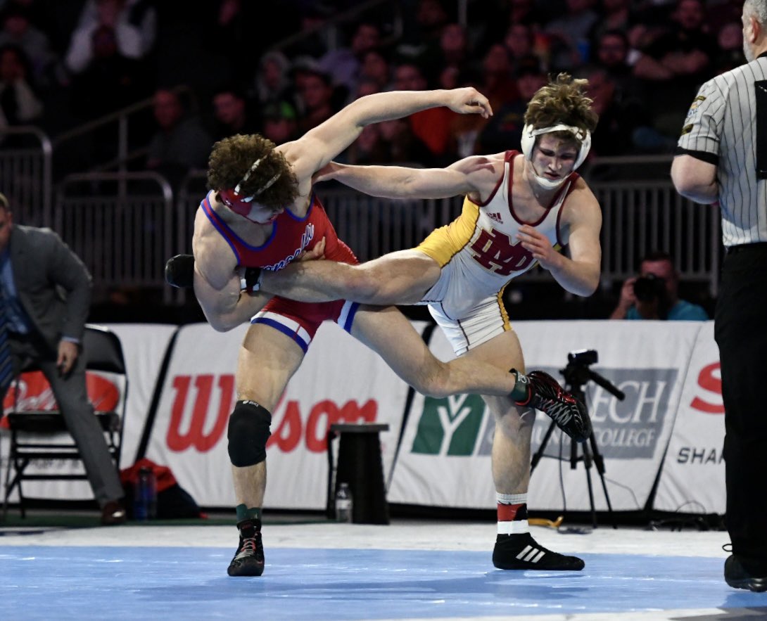 punchwar's tweet photo. State Champion at 152 - Roncalli’s Bryce Lowery!! @IndianaMat https://t.co/52WaG17uni