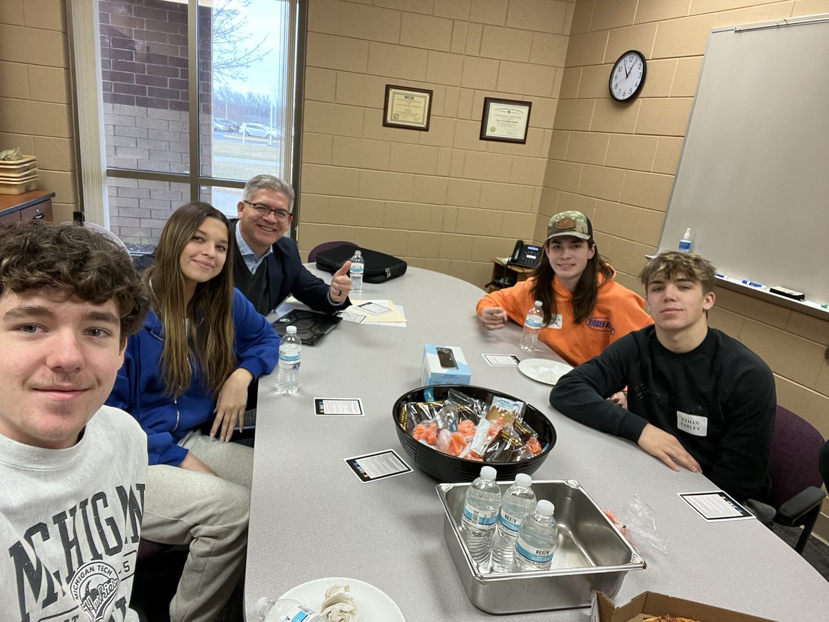 Highlight of my week: Lunch & Learn with Bay Port students! #DareToLead