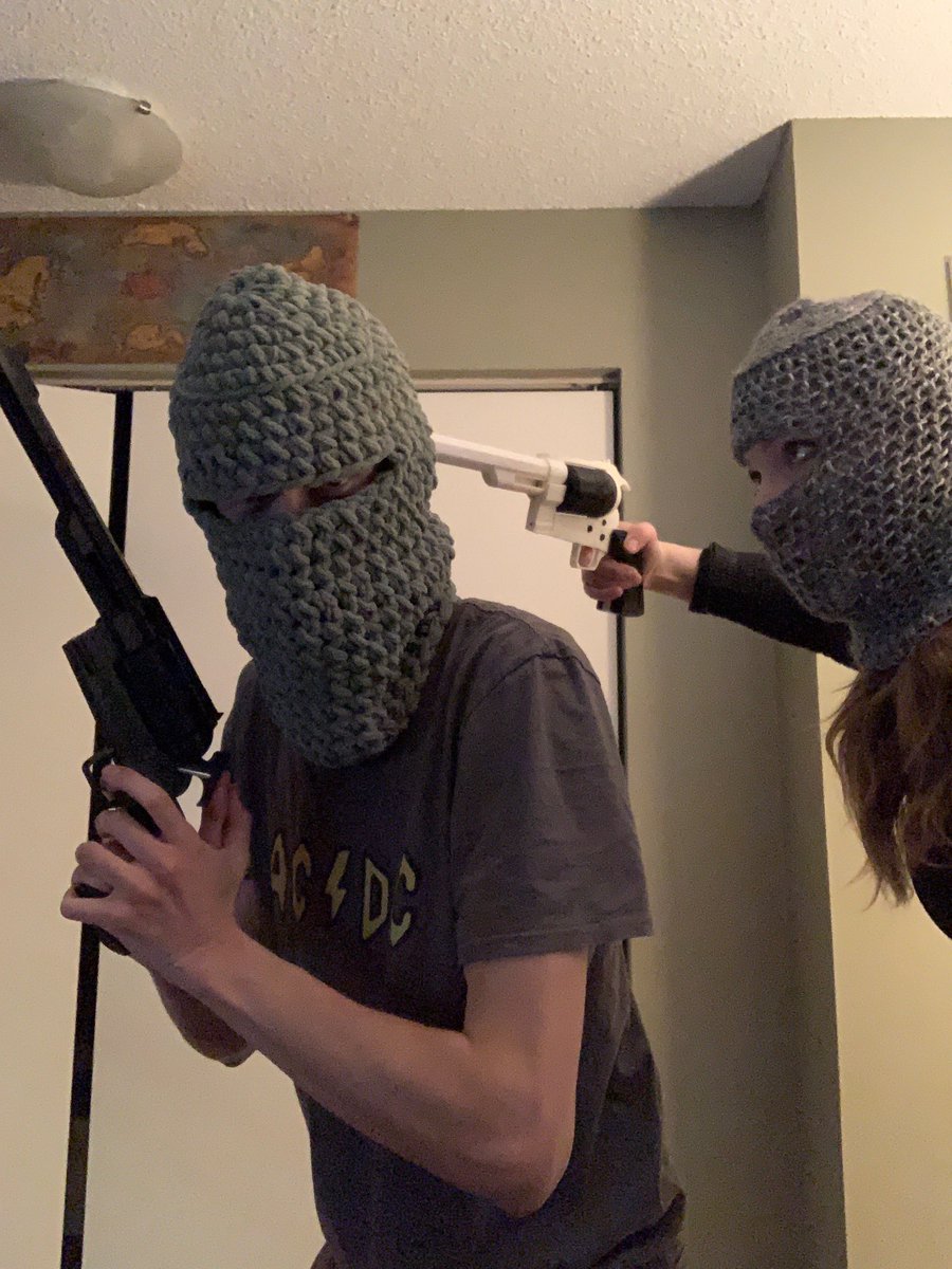 bigboyojuice's tweet photo. Some unhinged photos because Jay and I are working on some new Fallout New Vegas props https://t.co/rENwuoXL30