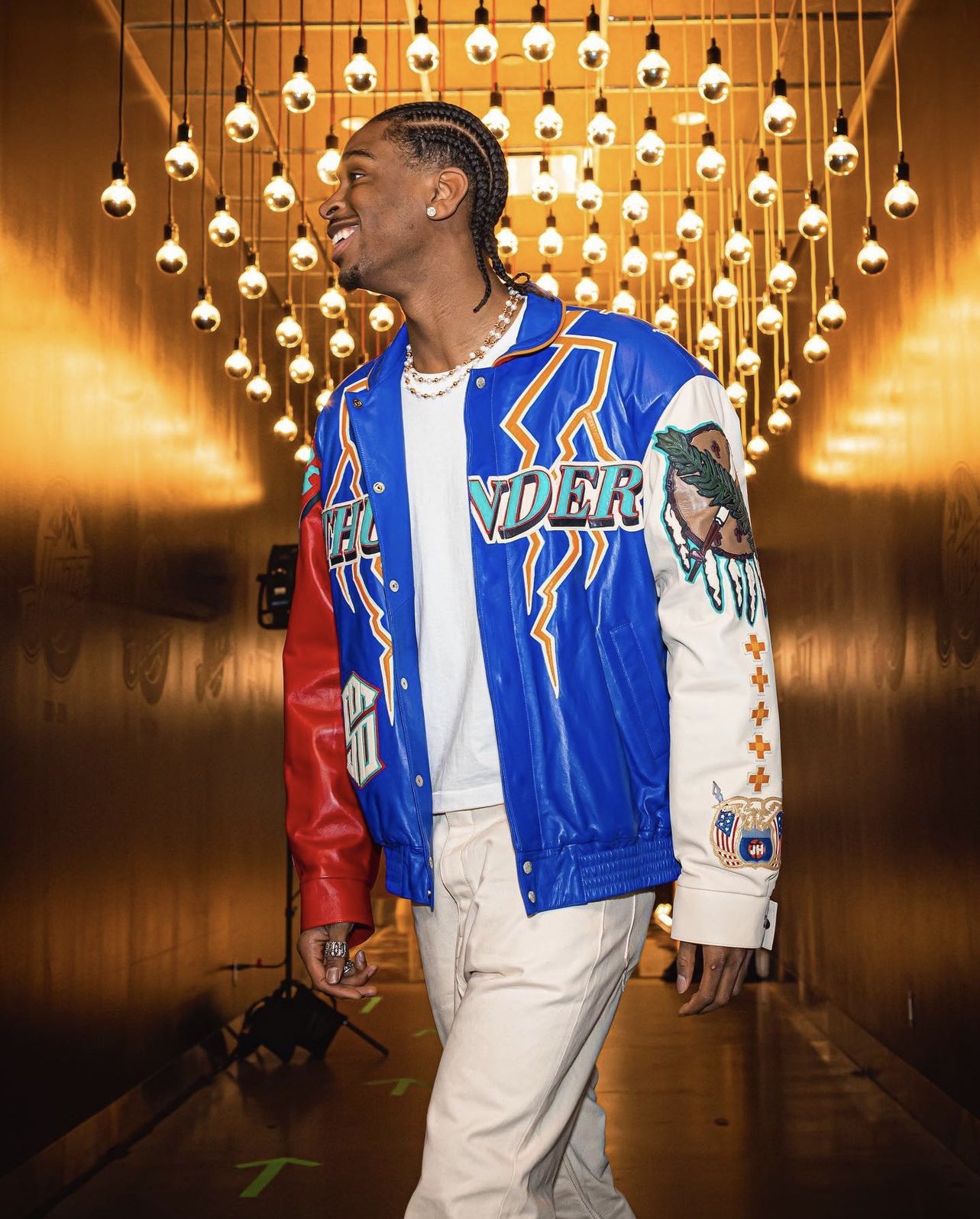 Thunder Being Crewneck main image 1