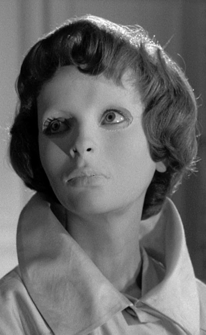 shiigeeboo's tweet photo. EYES WITHOUT A FACE (1960)
#GeorgesFranju
#JeanRedon https://t.co/LkWFax82rQ