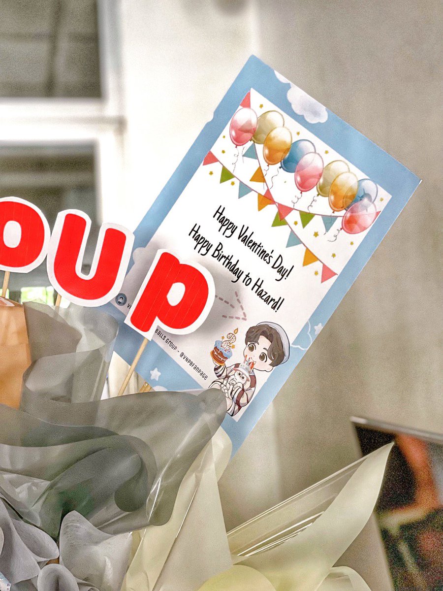 VNPBGroup's tweet photo. Happy Birthday to Hazard ❤️ and Happy Valentine's Day na kha

GIFT GULF HAZARD
#ส่งความรักบิ๊กกลัฟป๋าซาร์
#GulfKanawut
@gulfkanawut #ลูกบอลของคุณบิ๊กกลัฟ https://t.co/aoSKiOIJm7