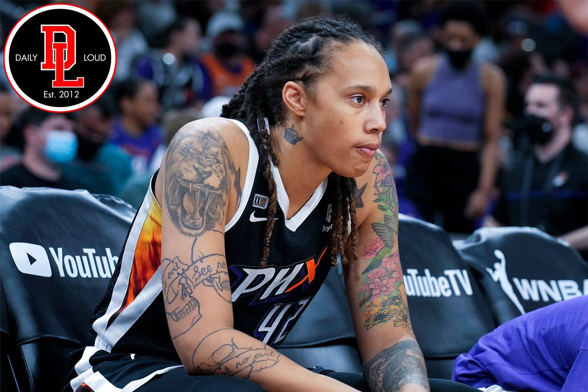 Daily Loud tweet media