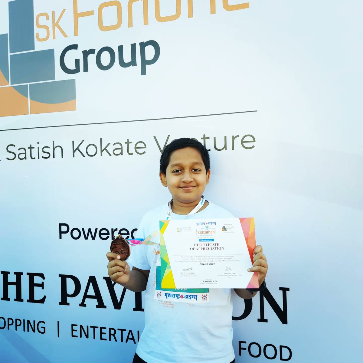 SwamiVishwas's tweet photo. Today Ved Swami participated and ran for Fun and Fitness in the 3rd edition of Maharashtra Times Aarogyam Kidzathon. 
Thank you Maharashtra Times for organizing such kind of events and spreading awareness of the importance of #Fitness among Kids of India. 
#matakidzathon https://t.co/82q76Ef1lb