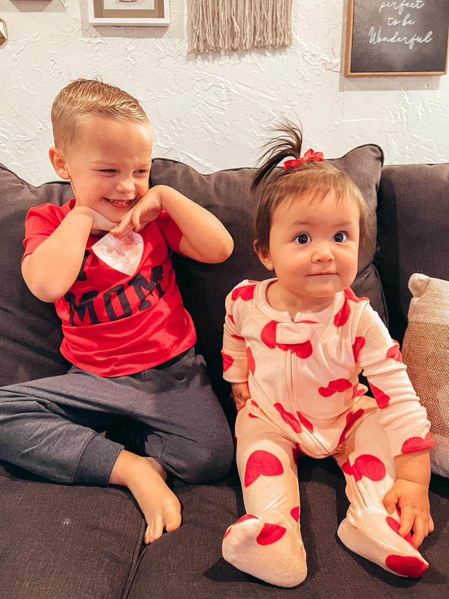 haleybslone's tweet photo. I just feel like everyone needs to see the updated sibling pics bc MY BABIES 🥹🥹 https://t.co/gSd6jspMVx