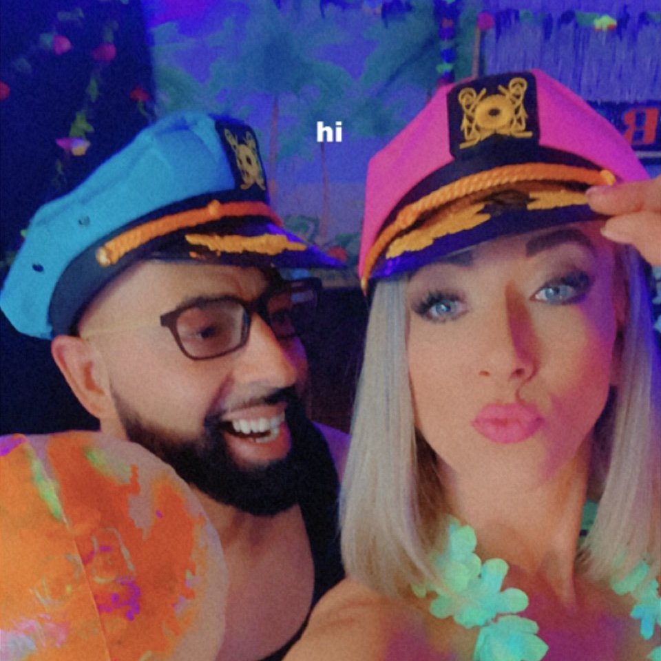 𝐀𝐝𝐮𝐥𝐭𝐬 𝐌𝐚𝐬𝐭𝐞𝐫🌹 ️ 𝟰.𝟭𝗸🌹 on Twitter "RT 3434Cmg 🌟 Now online 🌟 🔆