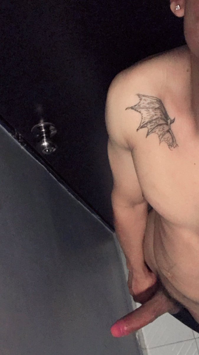 babyhorny02's tweet photo. Si me animo a abrir un Only o un grupo de telegram donde suba variedad de contenido, se suscribirían y pagarían x ver cosas muy buenas?😜🔥#contenido #singler https://t.co/OCDIvEmp1g