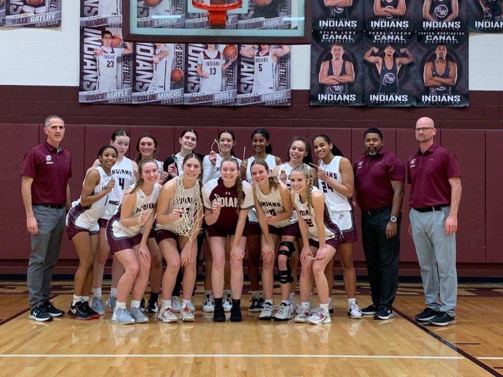 CWLadyIndians's tweet photo. 4x sectional CHAMPS!  Great job by our girls tonight with a 55-18 win over Northland.  That's the last home game for this group of seniors!  They finish their 4 year career with a 33-13 home record! Next up Dublin Coffman for district semifinals, place TBD
@thetribecw &amp; togas👍👍 https://t.co/Tx0zKSjz0Y