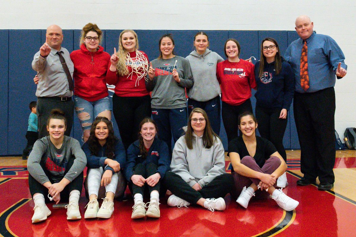 CoachKBrodeen's tweet image. For the first time since 1996-97, your Central Lakes College Raider Women’s Basketball team are Northern Division Co-Champions! 🏆🔥🏀

I love this team so much ❤️ they sure make my job easy with their hard work and willingness to put the team first. 
Regionals, here we come!! 🙌🏼