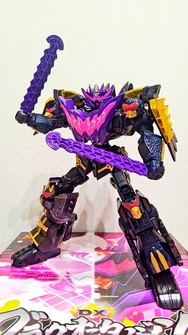 DXブラックオニタイジンムラサメが……届いた!!!!
ブラックバージョンってだけでも嬉しいのに2パターンの形態を楽しめるそのプレイバリュー誉れ高い 