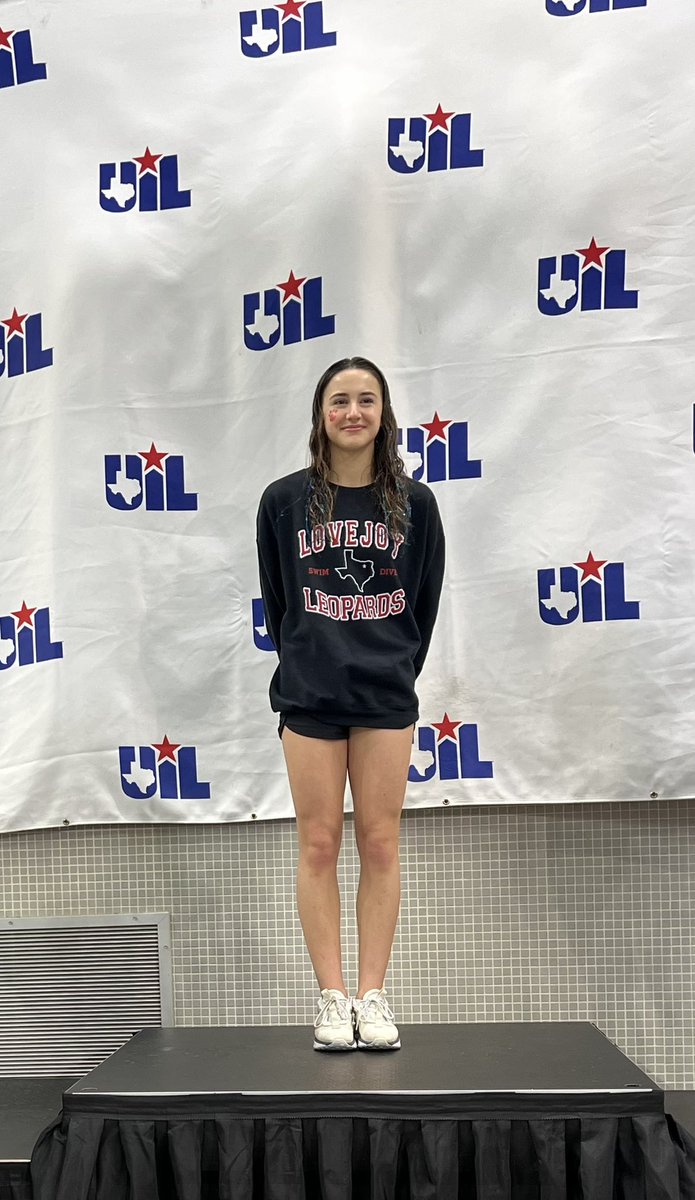 DiveLojo's tweet photo. Congratulations Maria on winning the 5A diving competition. Best in STATE! We are #lovejoyproud and all the other forms of proud too!!! Way to go Maria!! https://t.co/DNzsOyZ4Ha