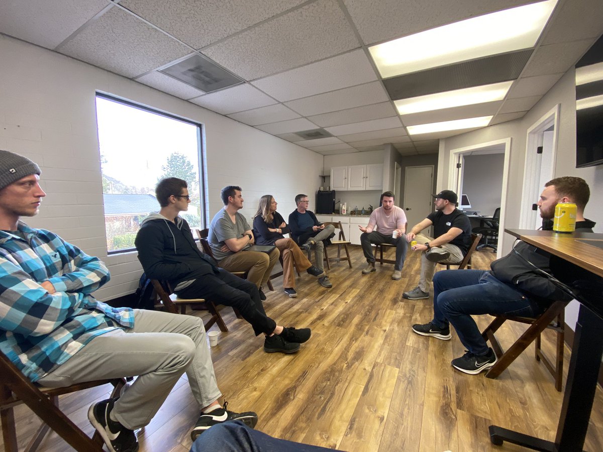 farewellkevin's tweet image. That’s a wrap on the 1st @webflow PNW MEETUP #inbend. Thanks to @tonyseets and @EmmettArmstrong for co-hosting and making it easy on me by having it in my hometown.

Thanks to all who traveled near and far  and for helping me fine tune my presentation skills. Oregon Coast next?