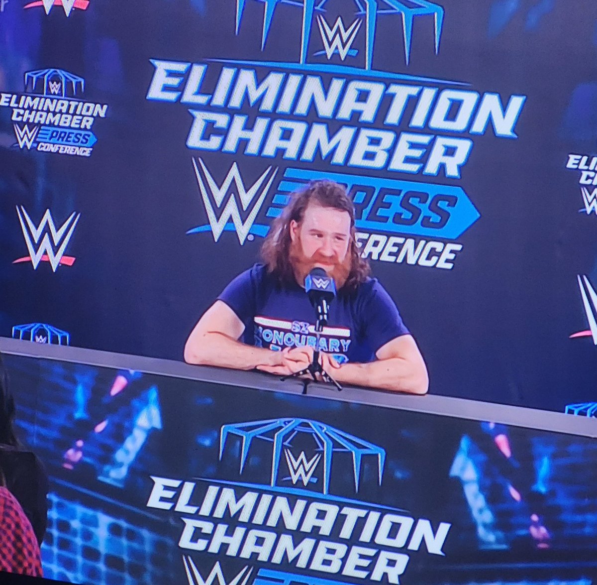 CrispyWrestling tweet media