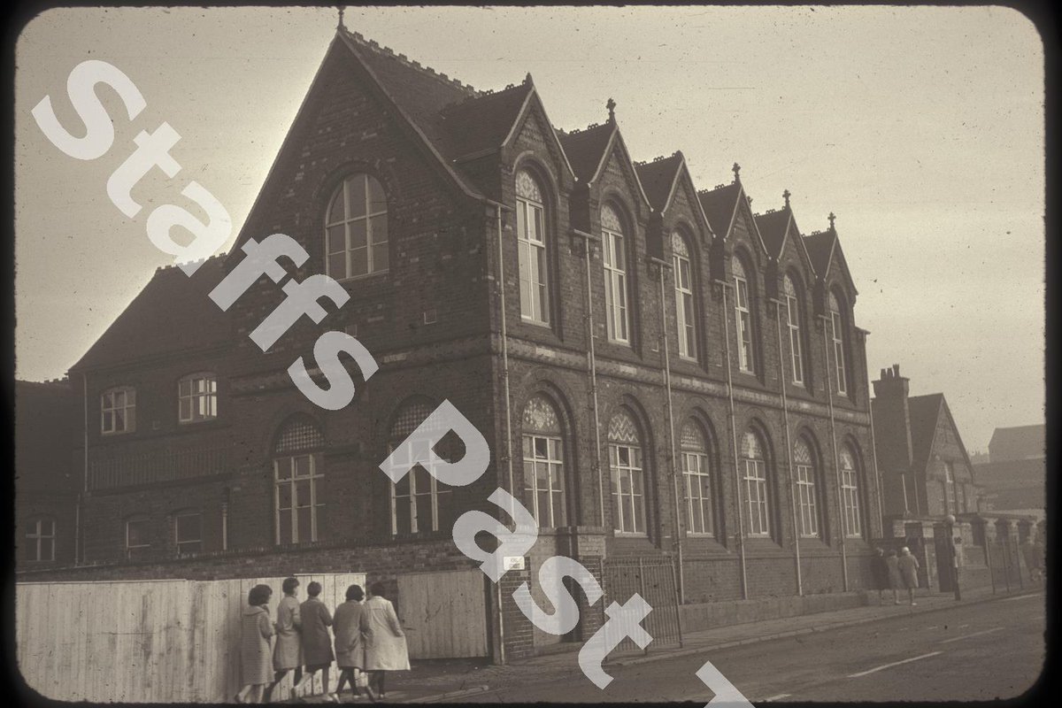 Coming up soon. New research on the opening of Glebe School on Market Street, and St Matthew's Church, Park Street, in the area that used to be known colloquially as Boat End (at the bottom of Fenpark Road).<a href="/alanjgerrard/">Alan Gerrard 🇪🇺🇬🇧🏴󠁧󠁢󠁥󠁮󠁧󠁿🇨🇿</a> <a href="/cheryl_gerrard/">Cheryl Gerrard</a> <a href="/GlebeAcademy/">Co-op Academy Glebe</a> <a href="/FentonGlennLP/">Glenn Parkes MBE</a>