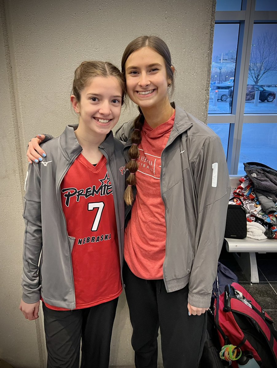 JNSebree's tweet photo. ❤️ watching @KJ_Sebree &amp; little sister play the same qualifier for the first time….#PremierSisters 

Lots of POSITIVE VIBES today🌟
Back at it tomorrow 💪
ASICS Presidents Day Classic 
#StickTogether @kateleavell 
@Premier_15Black @Premier11B https://t.co/VHzVDGdlcz