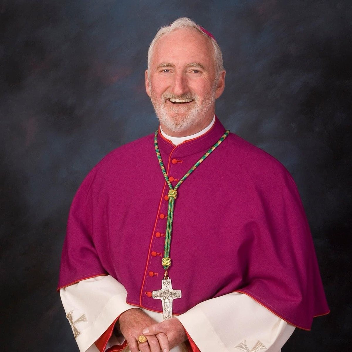 FrGoyo's tweet image. One of our auxiliary bishops, Bishop Dave, died today. Someone shot him. I am in shock. 
Prayers for his soul 🙏🙏🙏