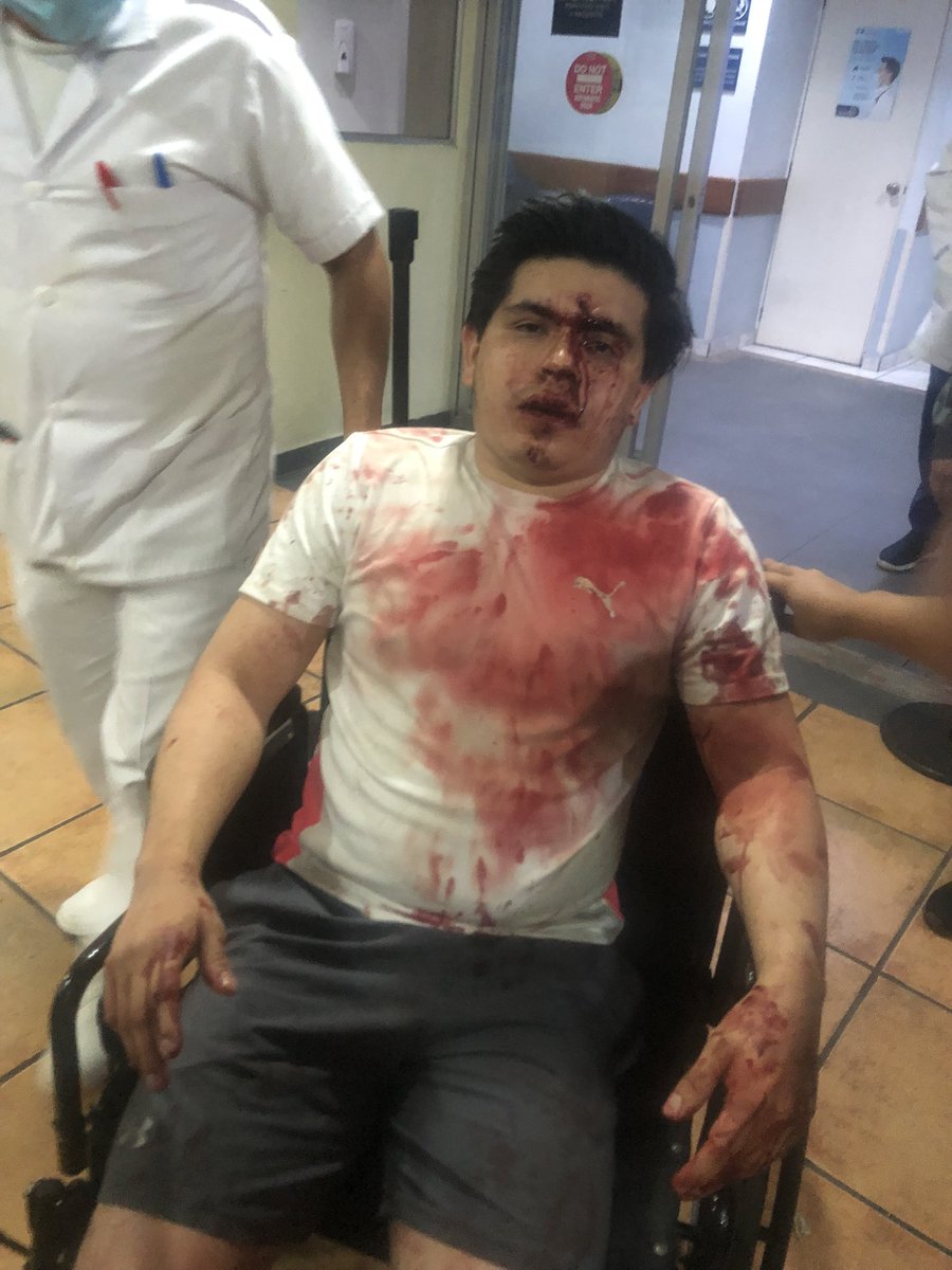si_erich's tweet photo. En #Argentina acaban de condenar unos tipos por matar a golpes a un chico, que en El Salvador sigan sucediendo cosas así, con matones que se creen intocables, también los convierte en lacras al mismo nivel de pandillas.

Diego Marcelo Oviedo, debe de ser capturado por la @PNCSV https://t.co/5MeU3LtyjX
