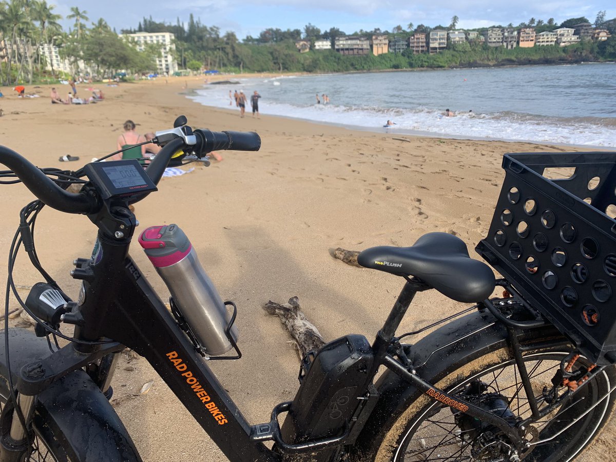 PhishinOnKauai's tweet image. Nice bike ride to my local beach and lighthouse. Still lonely but at least I found so@e beauty... 🙌
#KauaiLife #LivingTheDream #RadPowerBikes