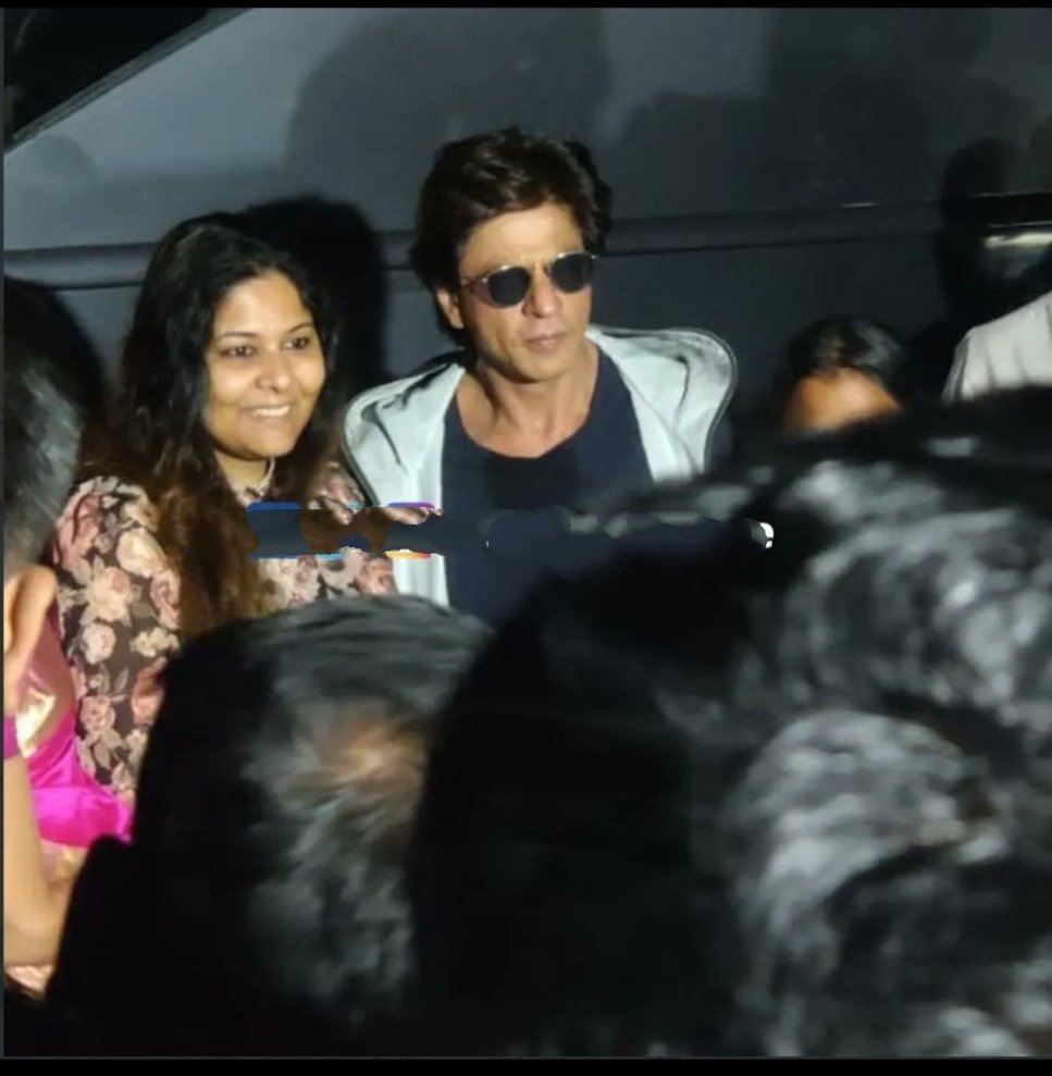 Vinoliav95's tweet photo. Good morning guys 😘😍🙏 happy Sunday morning 🥰😘🔥 #Pathaan #PathaanBlockbuster  @iamsrk @SRKUniverse
@BrijwaSRKman @gaurikhan @SRKsGopal @TheSRKWarriors @Kyawtha14933443
@SrkianDas04
@SandipB28369874 @Kyawtha14933443 https://t.co/1B4HzC6l07