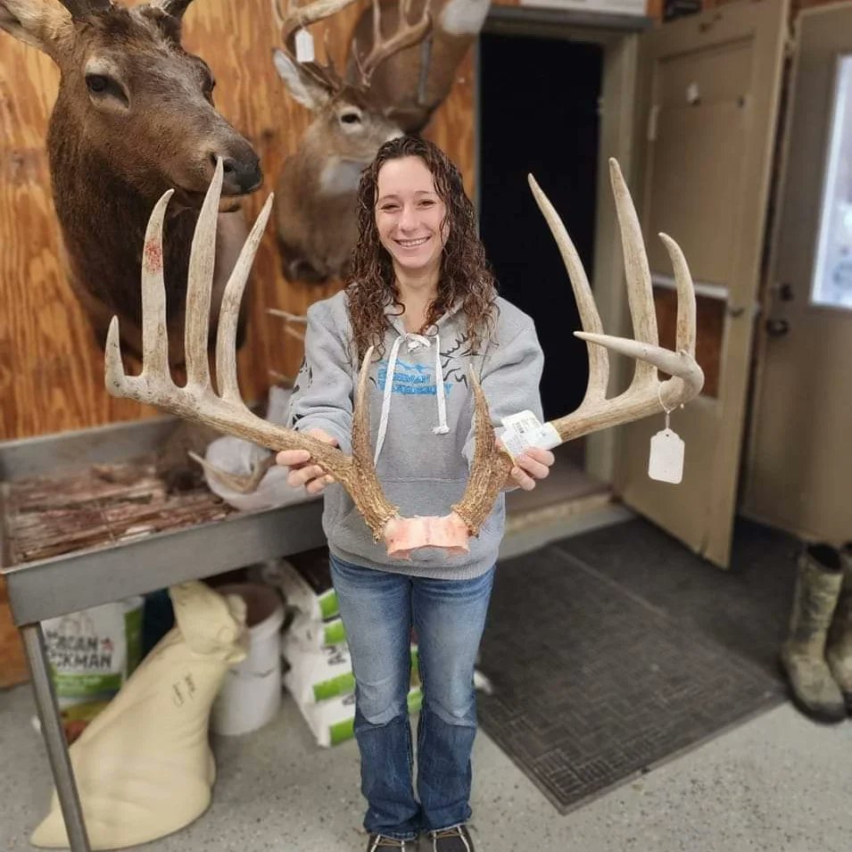 Now that's a 10 point from Southern Iowa. <a href="/DruryOutdoors/">Drury Outdoors</a> <a href="/mikehanback/">mikehanback</a> 
<a href="/BC_Club1887/">Boone and Crockett Club</a> 
<a href="/deerhuntingmag/">Deer & Deer Hunting</a>