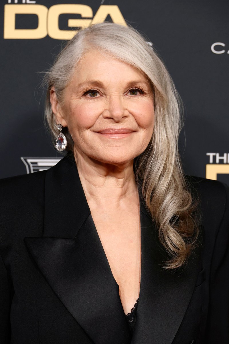 THR's tweet image. Movies for television and limited series winner at the #DGAAwards is Helen Shaver for &apos;Station Eleven&apos; thr.cm/Z6UysfZ