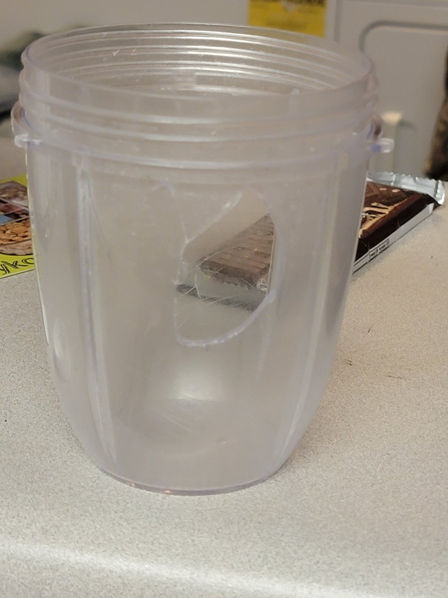 Cire_Ent's tweet photo. Listen @nutribullet this is ridiculous!! We were blending up some ice for a smoothie and this happened!! This is very dangerous! Why would the glass explode like this? #badbullet #nutribullet #exploded #hazard https://t.co/vSY3Zuih7c