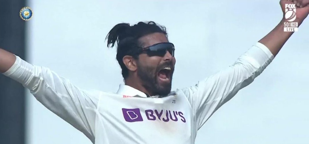 Shailendra2982's tweet photo. Seven wicket haul for Ravindra Jadeja.

Stand up &amp; Salute, Jaddu.
#rockstar #rajputboy 
@imjadeja 
4️⃣2️⃣/7️⃣
@BCCI @ICC @cricketworldcup 
#INDvAUS #TestCricket #WTC23 https://t.co/xw84Bt5OXM