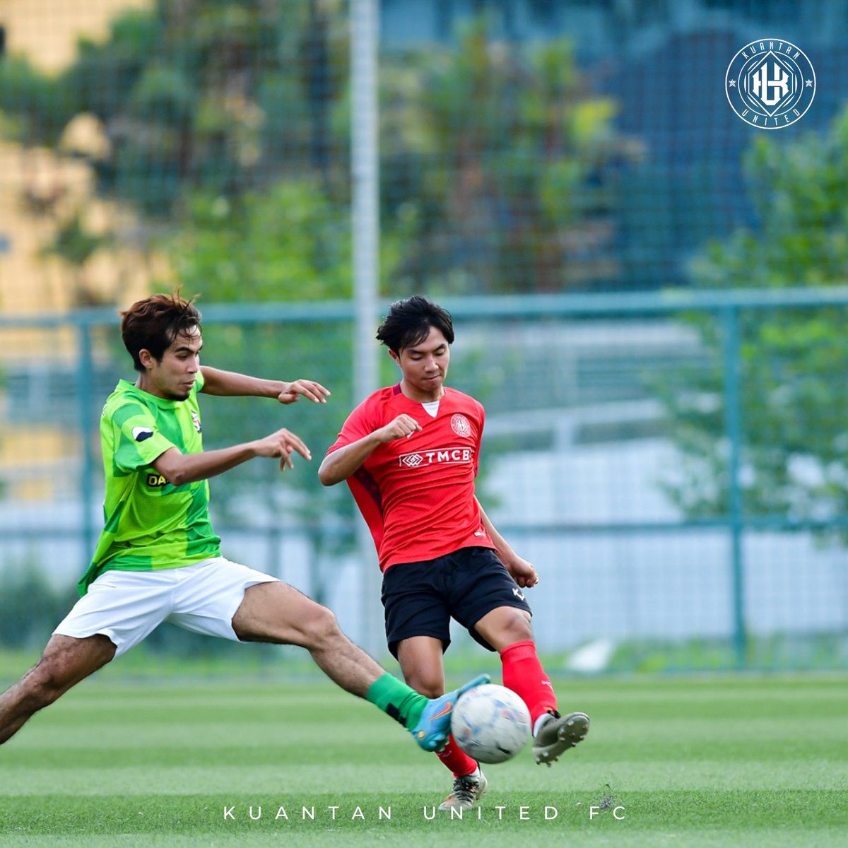 KuantanUnited's tweet photo. Seterusnya kami bertemu pasukan penganjur Frenz Rover. Walaupun berjaya mengawal perlawanan. Perlawanan yang sengit ini telah berpihak kepada pasukan lawan 0-1 https://t.co/gslUs66omo