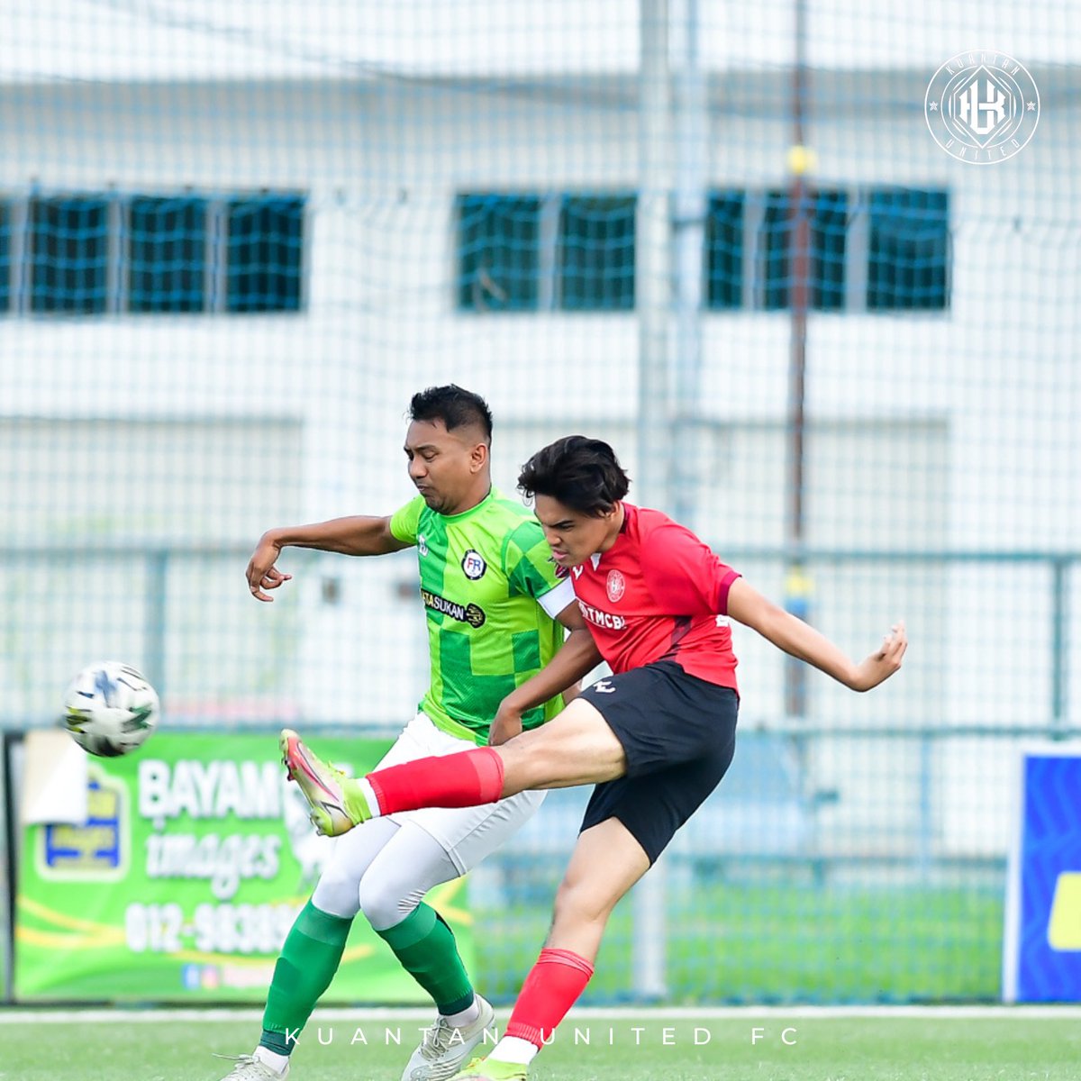KuantanUnited's tweet photo. Seterusnya kami bertemu pasukan penganjur Frenz Rover. Walaupun berjaya mengawal perlawanan. Perlawanan yang sengit ini telah berpihak kepada pasukan lawan 0-1 https://t.co/gslUs66omo