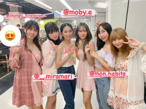 ว้าวววว!!! คิระ☆ไทยากิ รียูเนียน
เมื่อวานน้องโมไปเที่ยวกับเพื่อนๆร่วมวงโคฟเก่า ก่อนที่จะเข้ามาเป็น #MobileBNK48 ด้วย น่ารักดีจัง💕

รูปแรกเมื่อปี 2016 อีกรูปปี 2023 ผ่านมาเกือบจะ 7 ปีแล้ว เร็วจัง เติบโตขึ้นมากเลยนะ😊
#MOBYe

ประวัติสาวๆคิระในสมัยนั้น
facebook.com/media/set/?set…