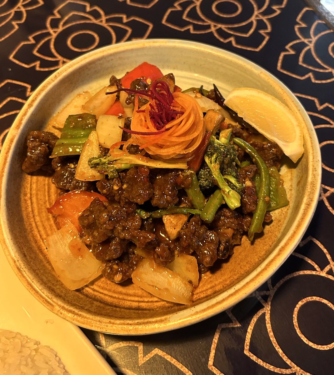 dimplecraze1's tweet photo. #ThaiDinner - spicy but delicious 👍🌶️ https://t.co/85XgrRi19t