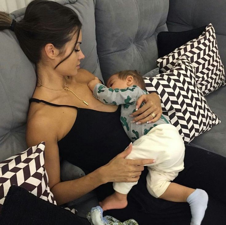 He was and still is a momma's boy @ChrissiSeresin @Littl3Hal3