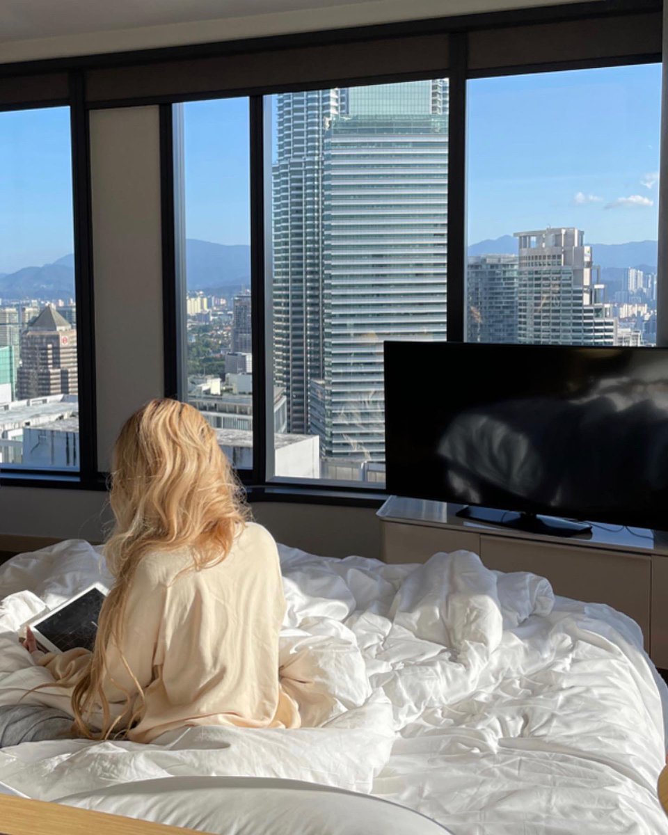evynwonggg's tweet photo. GM☀️my Sunday be like https://t.co/psk5RM88Bq