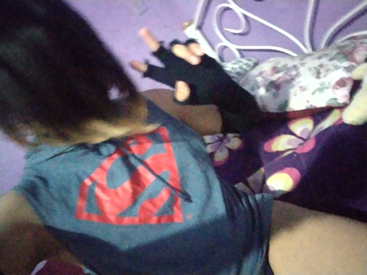 NekrossFem's tweet photo. Super femboy a llegado para darles las buenas noches
Descansen mañana ( u hoy ) ya es domingo y el lunes toca regresar a lo diario pero venga ya habrá tiempo..😘
#femboy #femboyballs #femboycosplay #trapitocaliente #trapito #trapboy #trapgay #femboymx #femboycomunity https://t.co/izCLQ9eAU6
