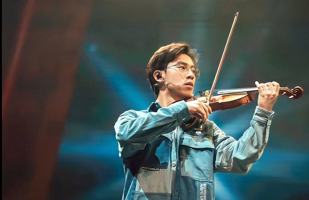 flufftasia's tweet image. User flufftasia aren't functioning right now, please try again later.