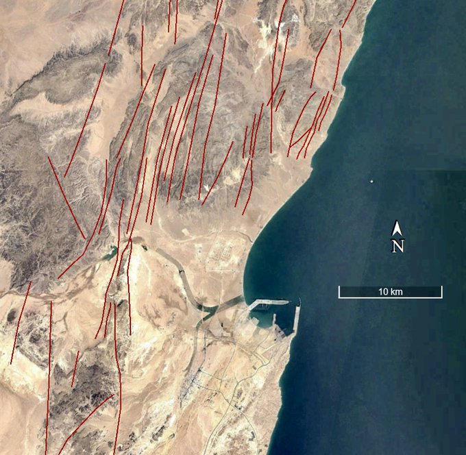 خبير جيولوجي: غير متوقع تعرض الدقم لهزات أرضية كبيرة