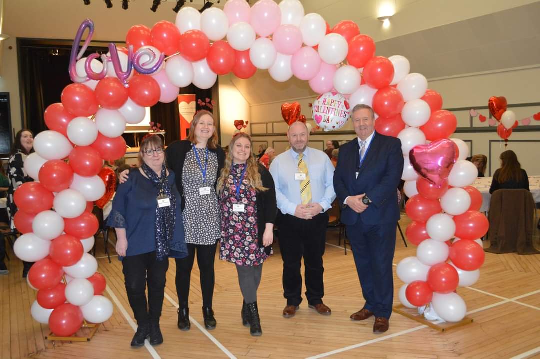 Volunteer tweet media