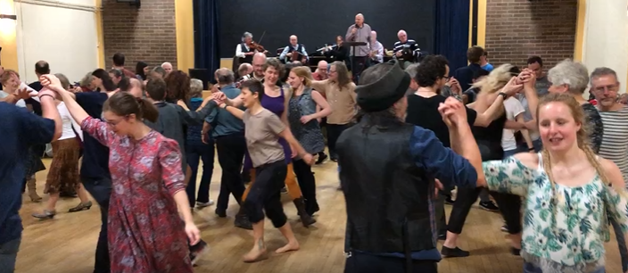 18th March - our next ceilidh - mailchi.mp/1355dcf9b51d/n…
@NOutNAllan    #NosonAllanNightOut #ArtsWales #CelfCymru  #RuralTouring