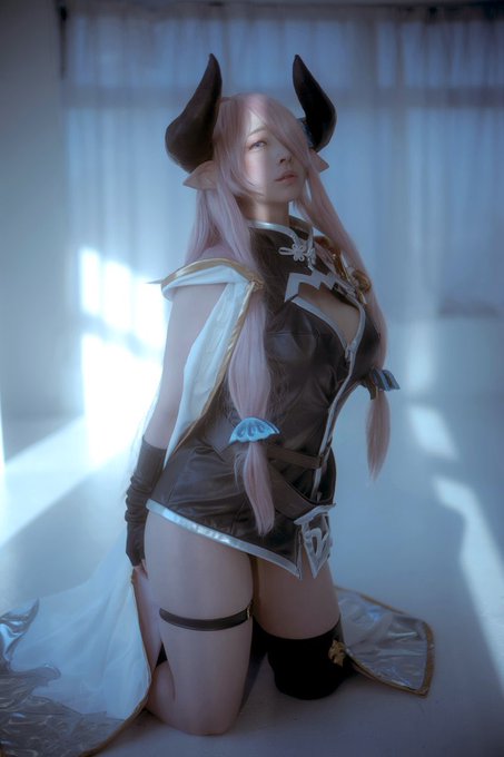 Twitterのコスプレ画像22