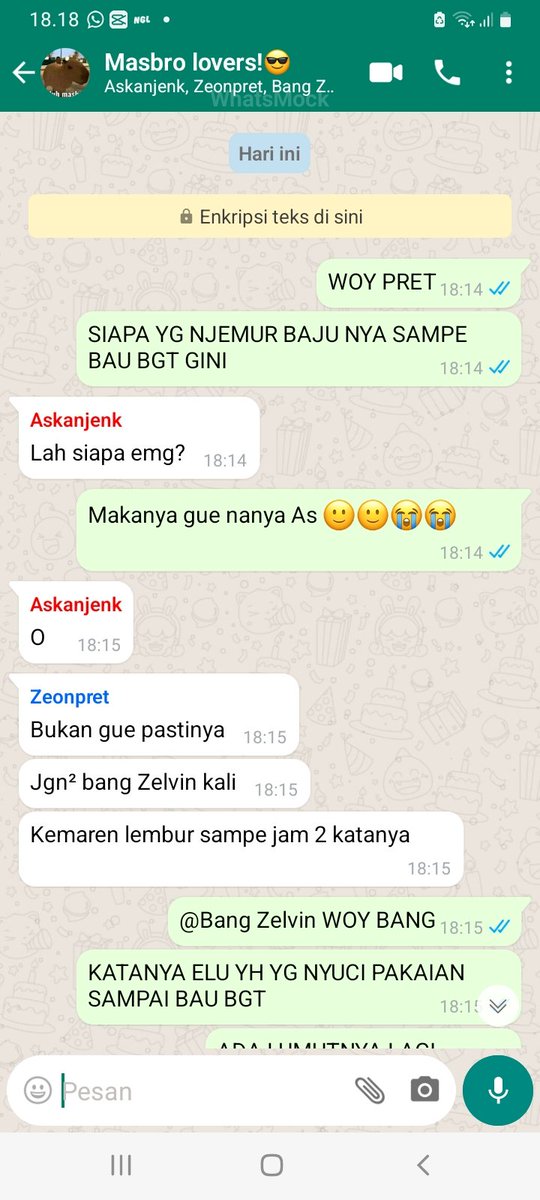 atlantirkahiraa's tweet photo. #DCKZ lokal!au when mereka satu kosan

"Siapa yang cuci baju direndam sampe lumutan??" https://t.co/HWqlzq6rXx