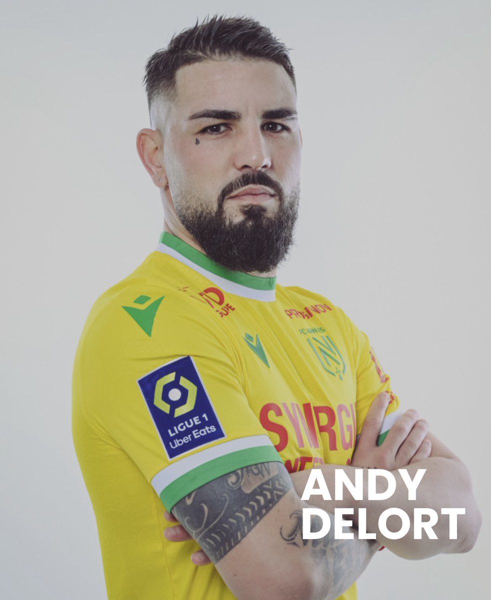 SmartPowerstud's tweet image. Bon match à nos Sharkmen  💪🦈#rclfcn #Ligue1UberEats #fcnantes