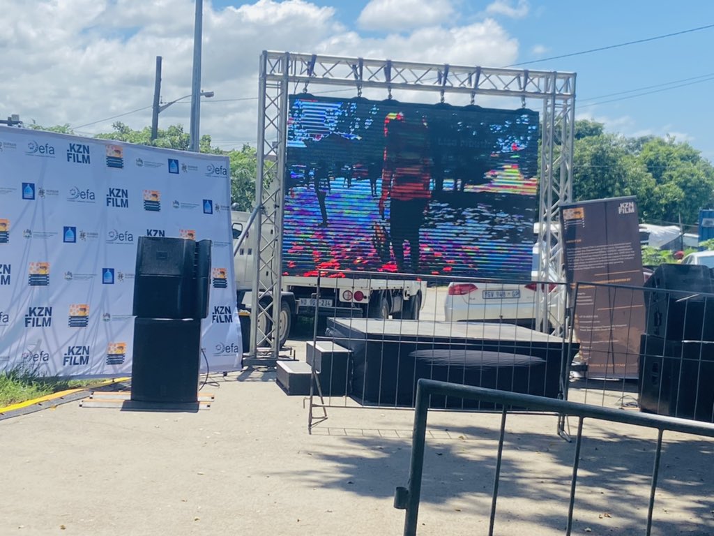 FilmInKZN's tweet photo. Last day of Mzansi Reel Film Festival at KwaMashu Hostel, We are currently screening Ilungelo produced by Bonnie Sithebe.
#KZNFilm
#URFF https://t.co/bQRxXr7X3b