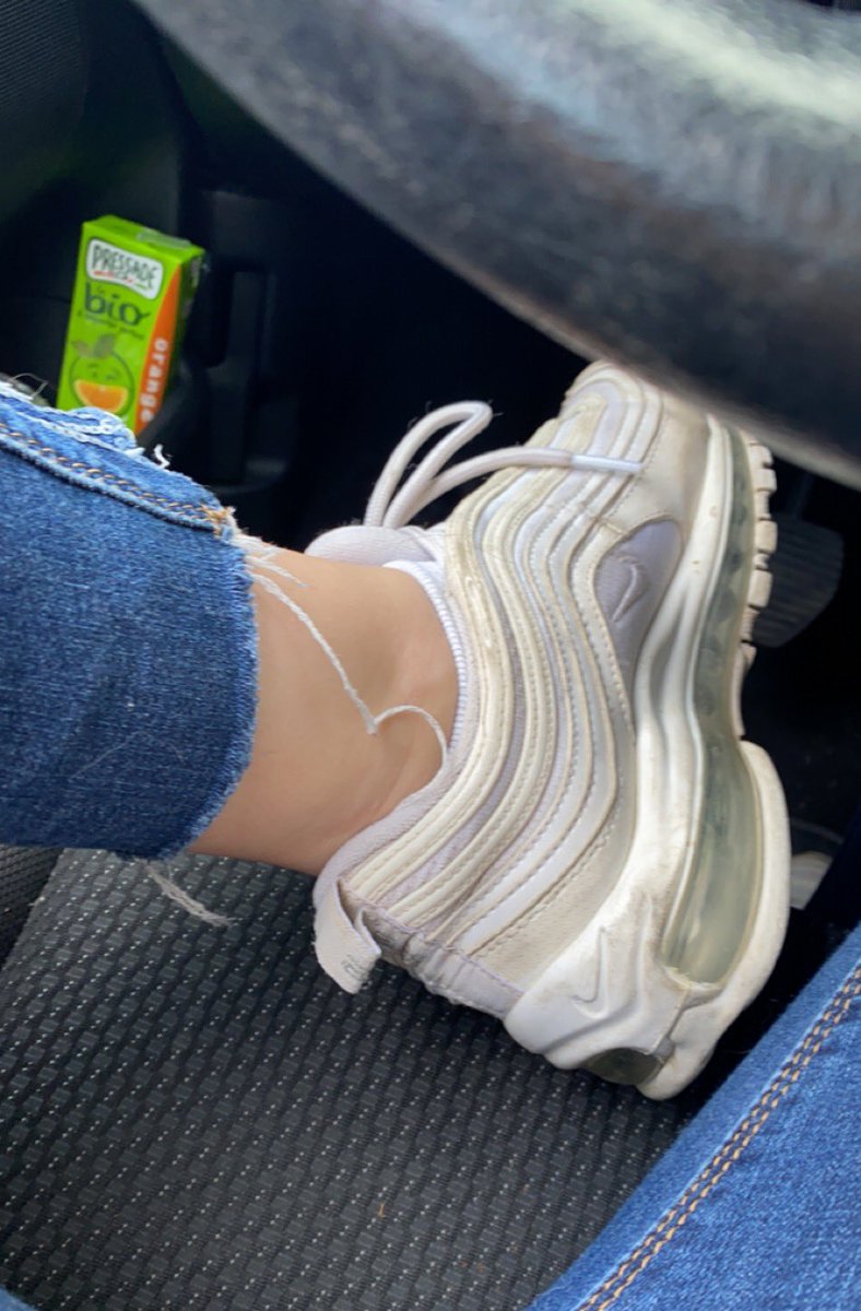 queennawashi's tweet photo. Mon pied dans ta gueule.

Findom femdom moneyslave soumis paypig moneymiss feet fétichiste https://t.co/5scmSOujxt