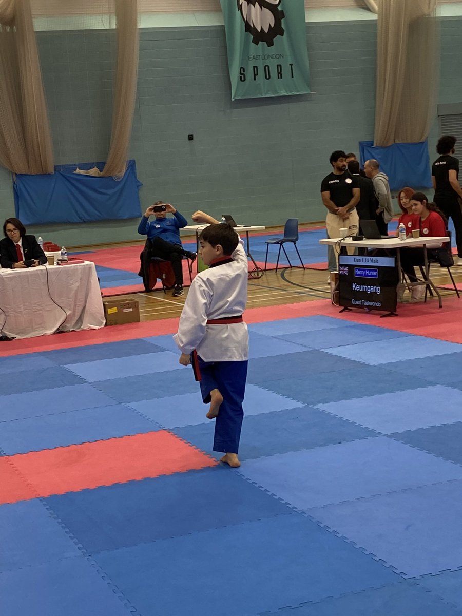 QUESTHull's tweet photo. Great day yesterday @UELSportsDock for Ali’s Dojang competition. Some fantastic performances, well done everyone! #poomsae #taekwondo @QuestTaekwondo https://t.co/Yv5CxpsqQw
