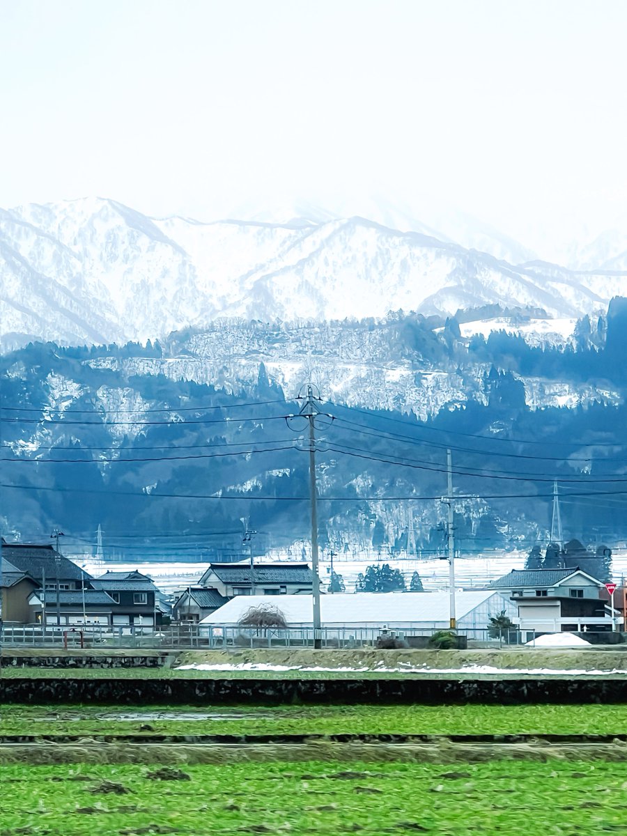 sisthaaaaa's tweet photo. Toyama’s surprisingly pleasing! Walaupun perfektur kecil, tapi dia dikelilingi gunung dan laut. Pegunungan Tateyama ini ya Allah cakep betuuuul. 🥺❤️ https://t.co/tvTN5TiIKj