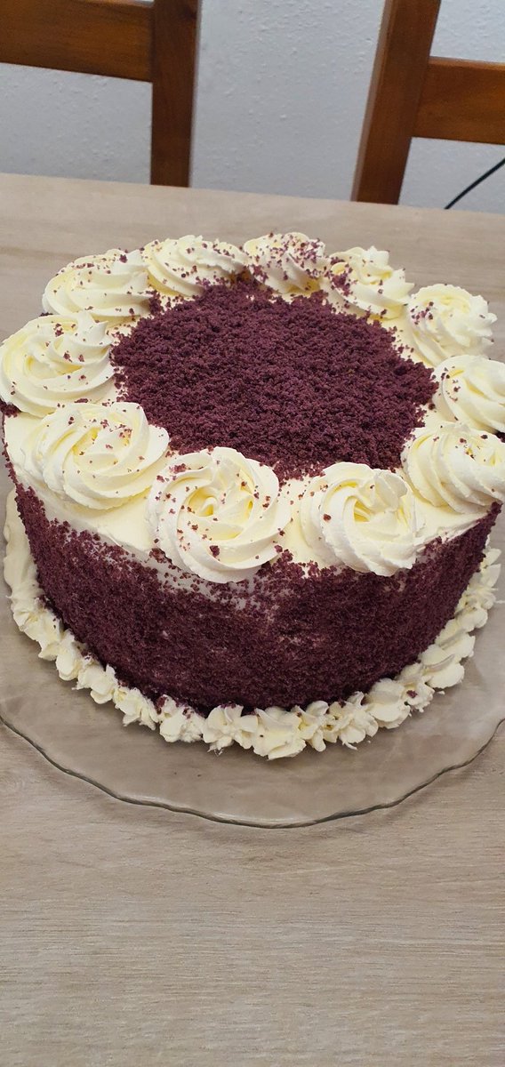 ni_cusina's tweet photo. Lately ko lang to na na bake! Pag sinisipag ako nakakapav bake ng masarap😛
Homemade Ube Chiffon Cake
Napaka easy lang gawin...
#ubechiffoncake
#ubecake https://t.co/KgRjtPpTzh
