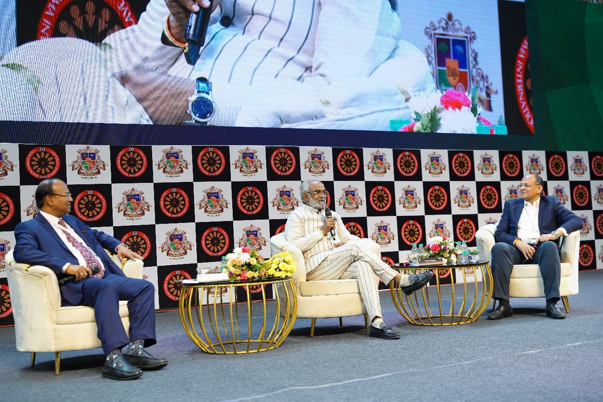 Savji Dholakia tweet media