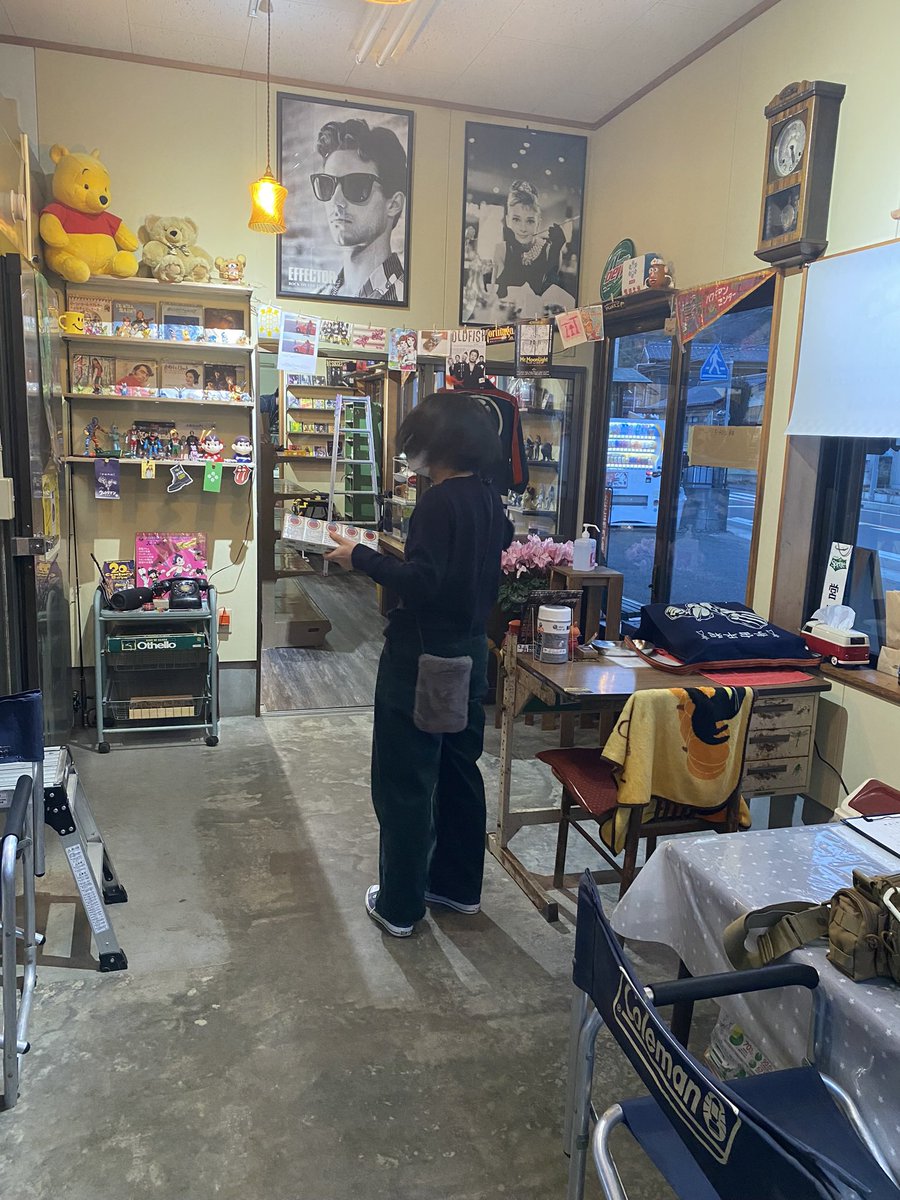 RB_RB1610's tweet photo. 実家が謎店になった https://t.co/xcT6lqQwWh