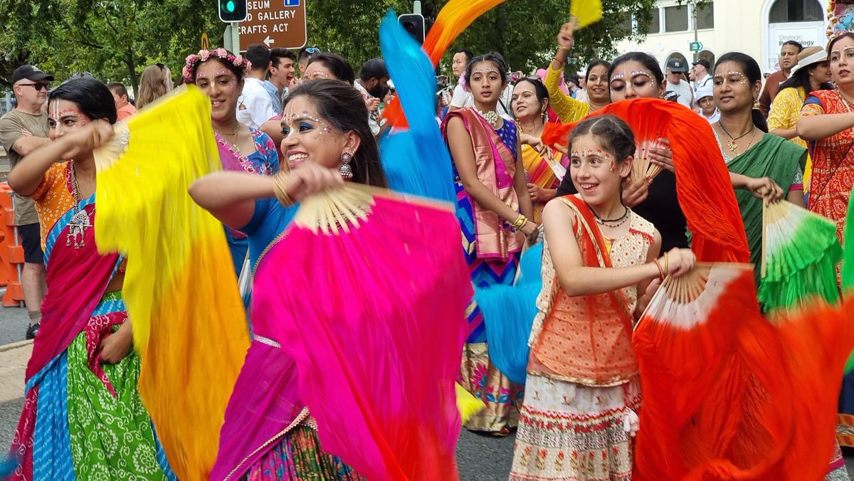 Multiculturalism and Diversity at its best. Celebrating 25 years of National Multicultural Festival in Canberra with Andrew Barr ACT Chief Minister, Minister for the Multicultural Tara Cheyne and the Finance Minister Senator Katy Gallagher.